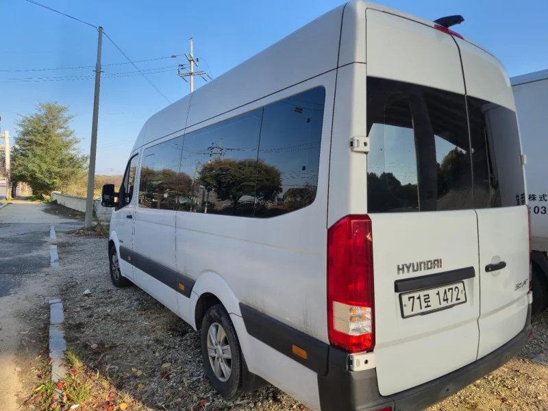 Hyundai Grand Starex