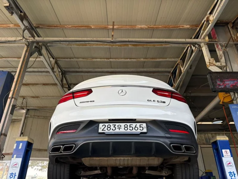 Mercedes-Benz GLE-Class