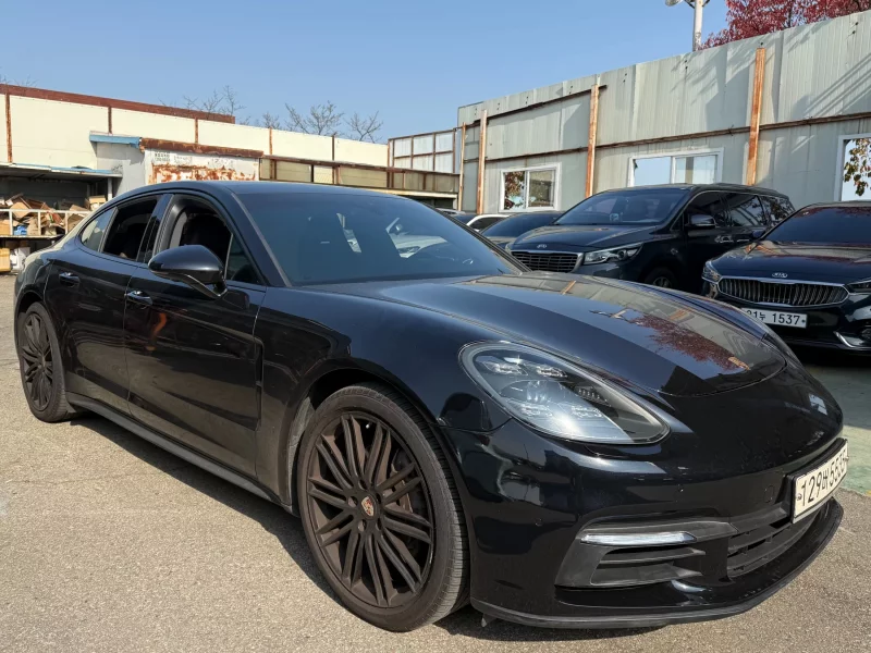 Porsche PANAMERA