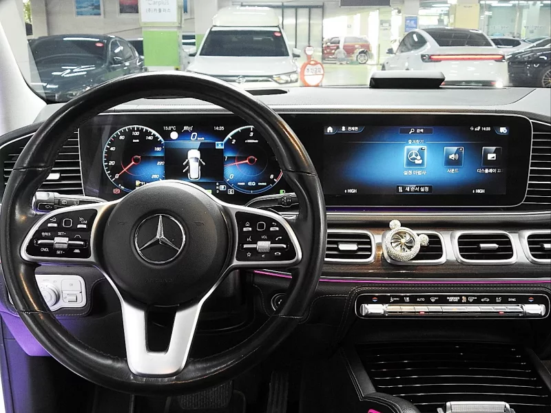 Mercedes-Benz GLE-Class