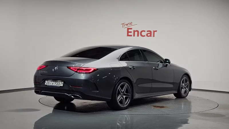 Mercedes-Benz CLS-Class