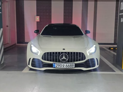 Mercedes-Benz AMG GT