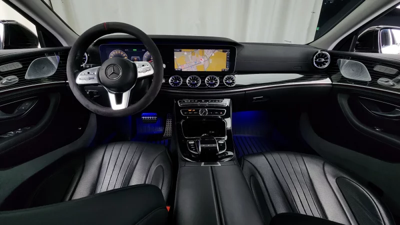 Mercedes-Benz CLS-Class