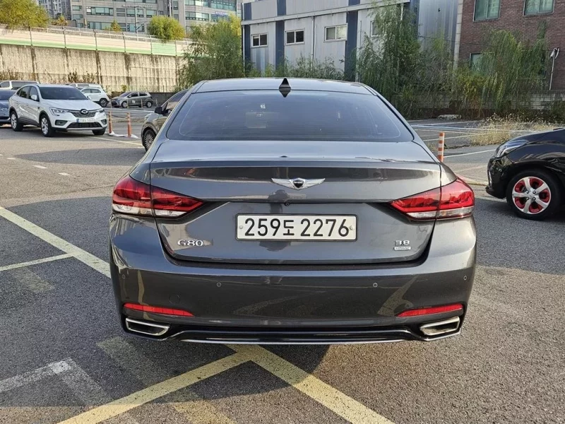Genesis G80