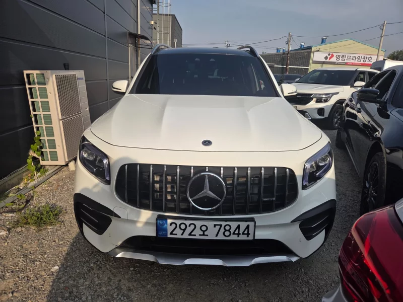 Mercedes-Benz GLB-Class
