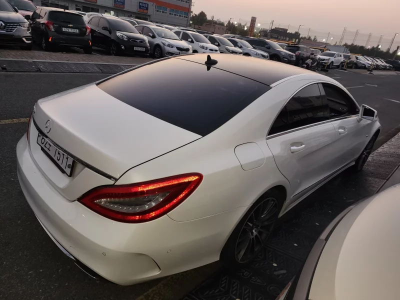 Mercedes-Benz CLS-Class