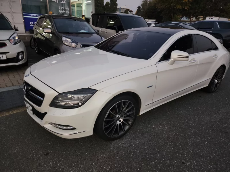 Mercedes-Benz CLS-Class