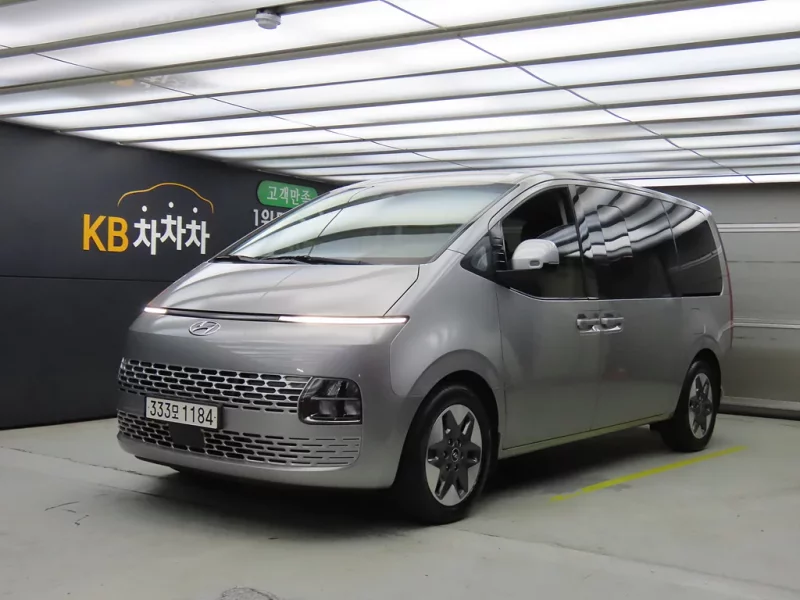 Hyundai Staria
