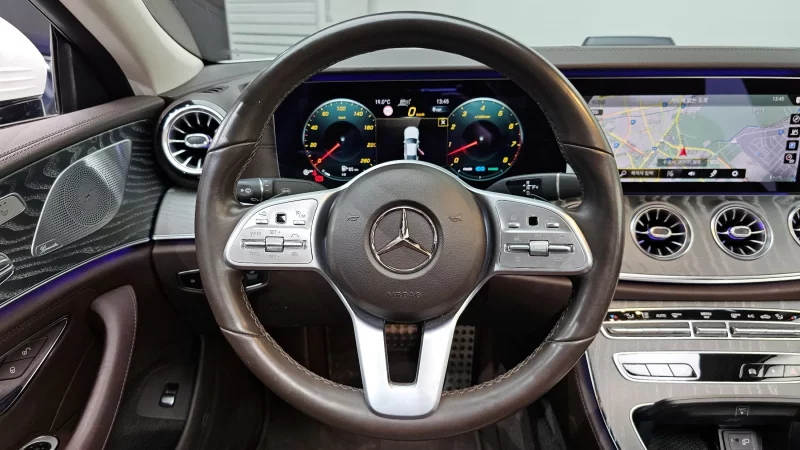 Mercedes-Benz CLS-Class