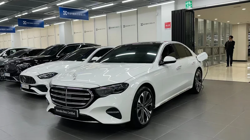 Mercedes-Benz E-Class