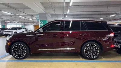 Lincoln AVIATOR