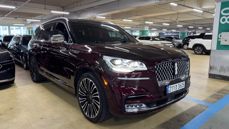 Lincoln AVIATOR