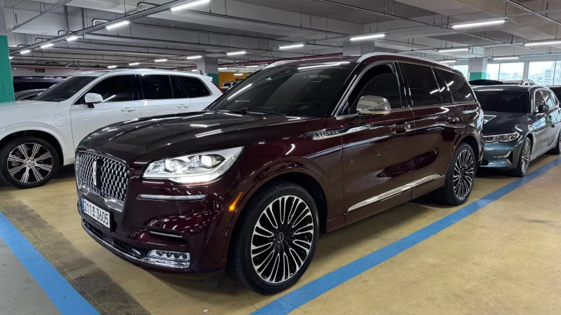Lincoln AVIATOR