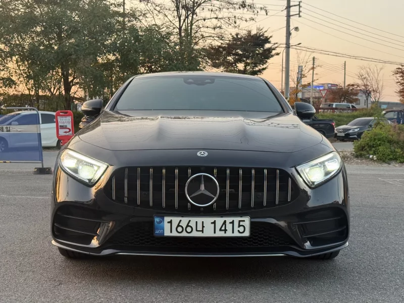 Mercedes-Benz CLS-Class
