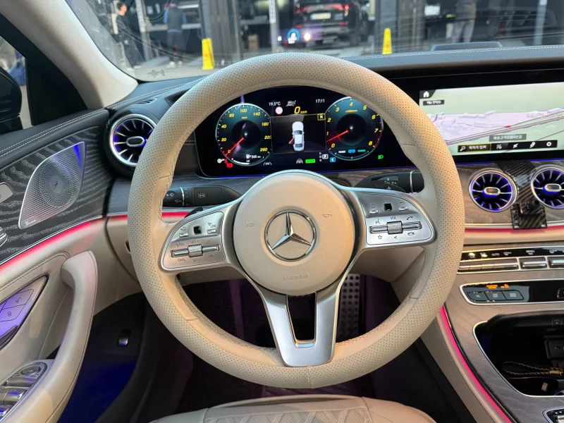 Mercedes-Benz CLS-Class