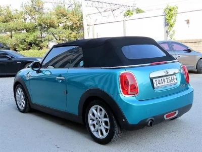 MINI Cooper Convertible