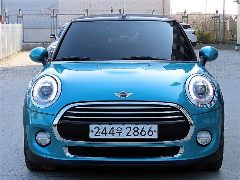 MINI Cooper Convertible