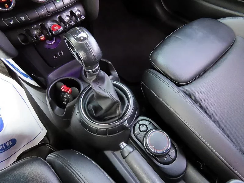 MINI Cooper Convertible