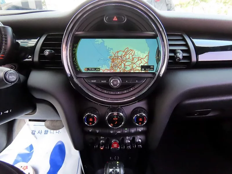 MINI Cooper Convertible