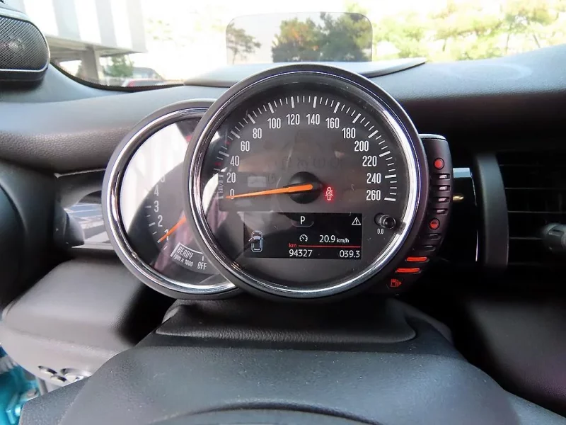 MINI Cooper Convertible