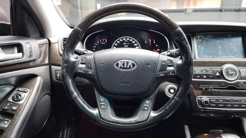 Kia K7