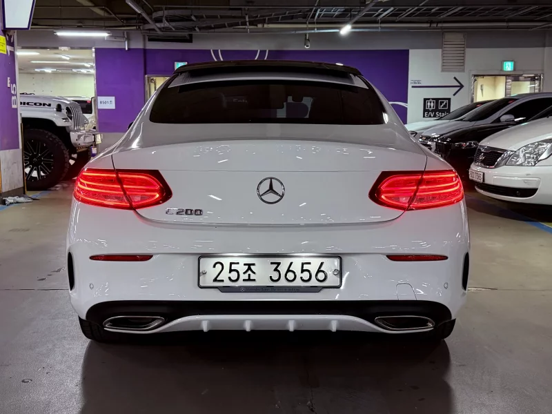 Mercedes-Benz C-Class