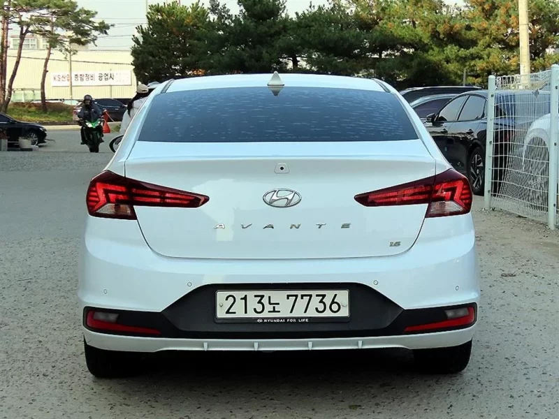 Hyundai AVANTE