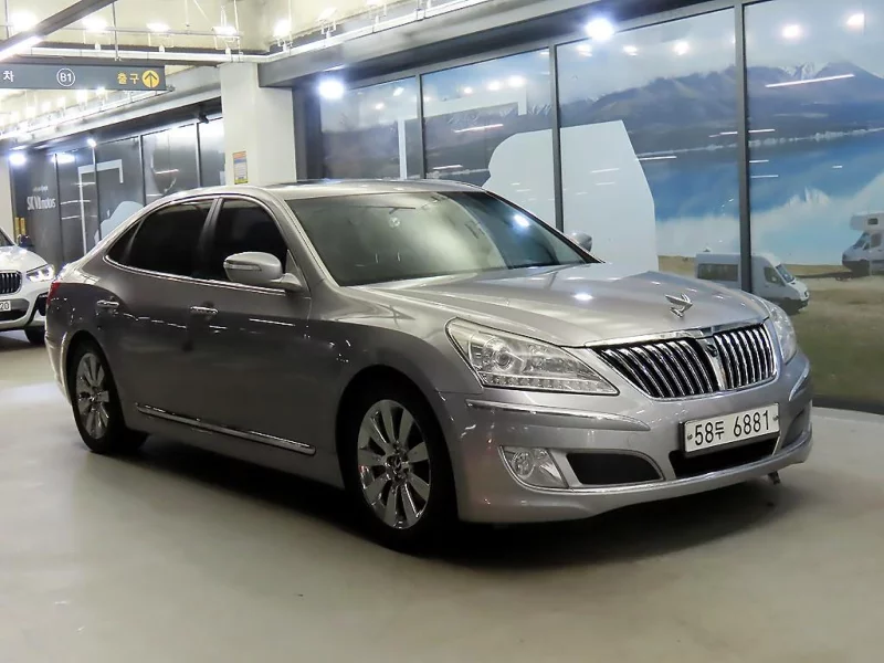 Hyundai Equus