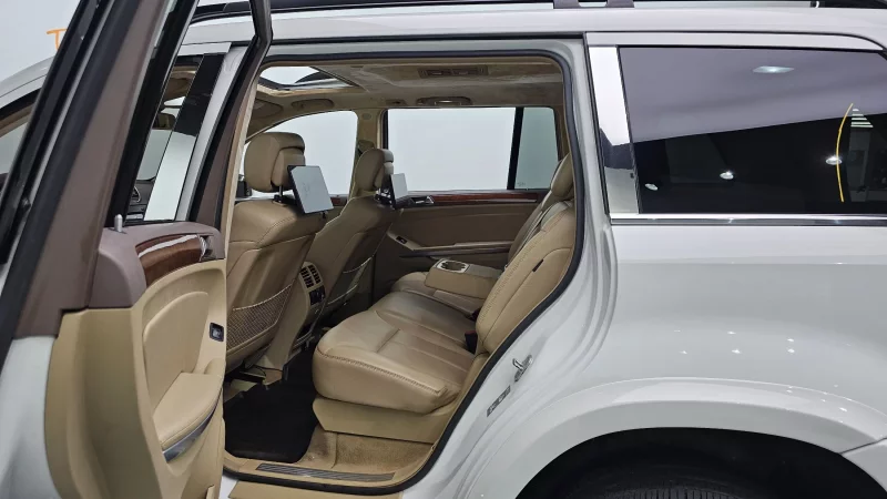 Mercedes-Benz GL-Class