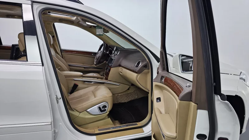 Mercedes-Benz GL-Class