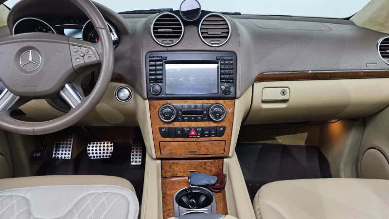 Mercedes-Benz GL-Class