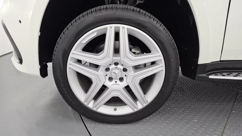 Mercedes-Benz GL-Class