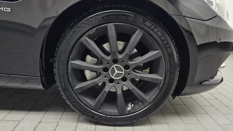 Mercedes-Benz SLK-Class