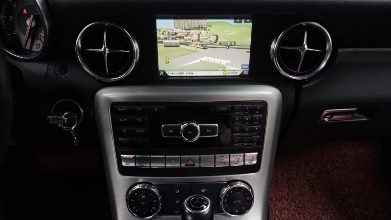 Mercedes-Benz SLK-Class