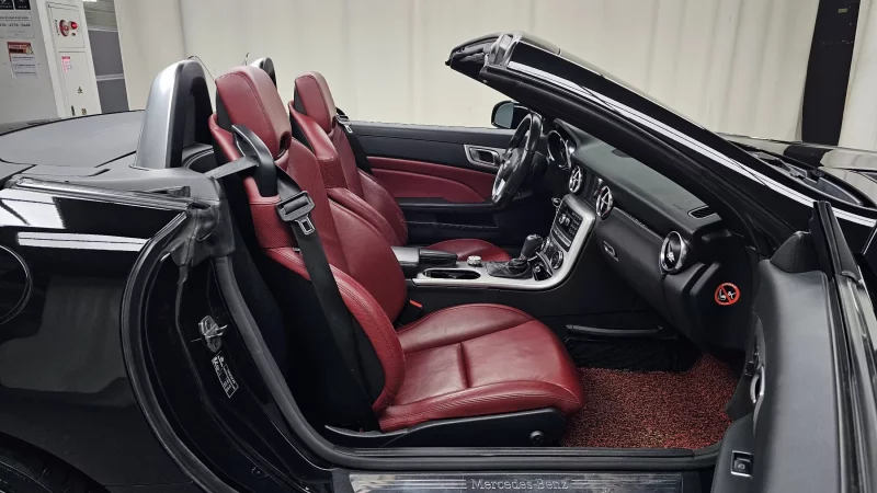 Mercedes-Benz SLK-Class