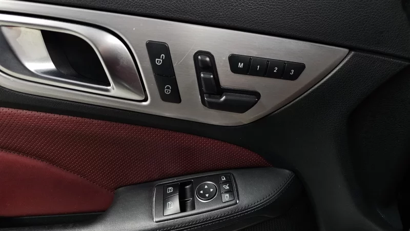 Mercedes-Benz SLK-Class