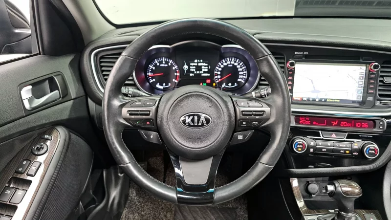 Kia K5