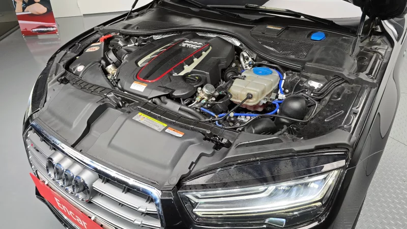Audi S7
