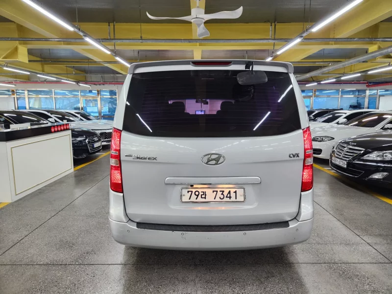 Hyundai Grand Starex