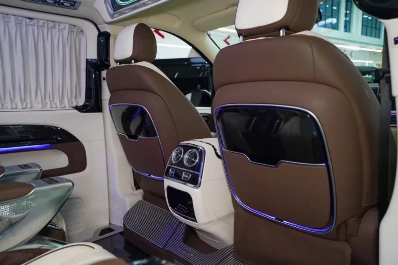 Mercedes-Benz V-Class