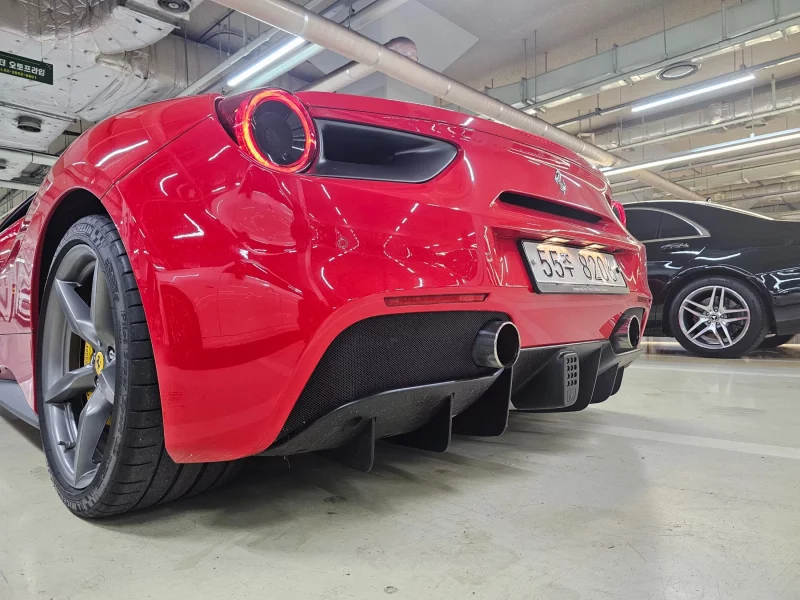 Ferrari 488