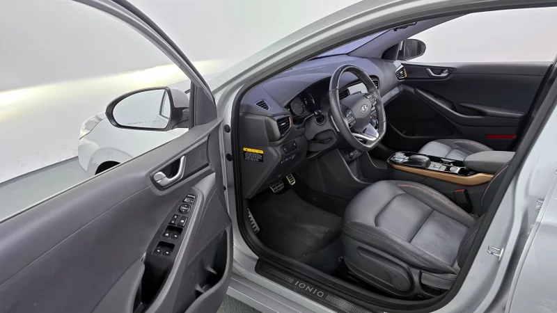 Hyundai Ioniq