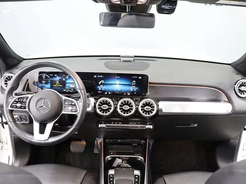 Mercedes-Benz GLB-Class