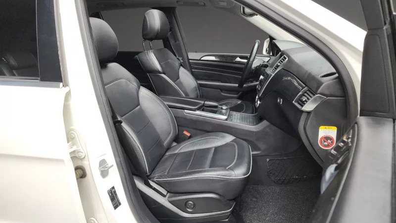 Mercedes-Benz M-class