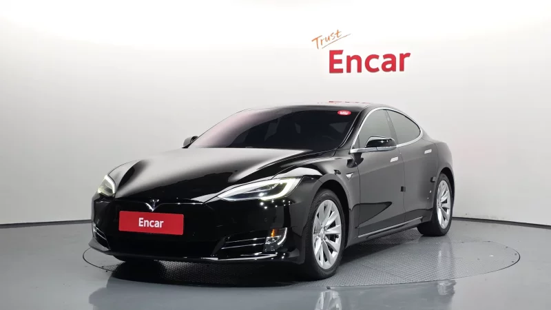 Tesla MODEL S