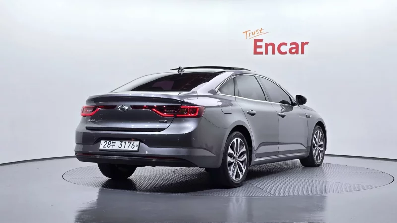 Renault Samsung SM6