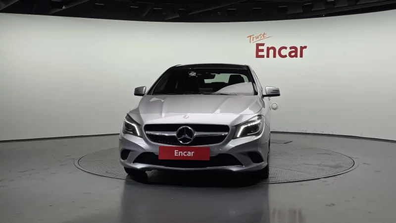 Mercedes-Benz CLA-Class