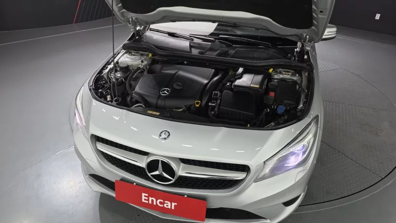 Mercedes-Benz CLA-Class