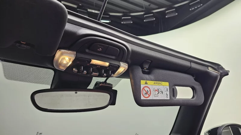 MINI Cooper Convertible