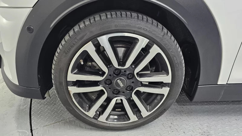 MINI Cooper Convertible